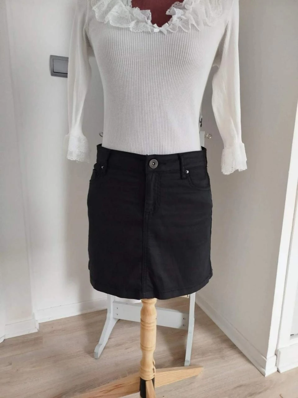 💜Korte zwarte denimrok in zwart denimstijl Best Mountain Dames Maat M / 38 – photo 3